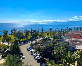 Prima Hotel - Antalya - Building