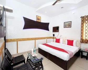 OYO Amante - Chandigarh - Habitación