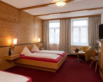 Gasthof zum Hirsch - Görisried - Habitación