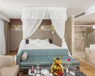 Commodore Elite Suites & Spa - Adult Only - Side - Habitación