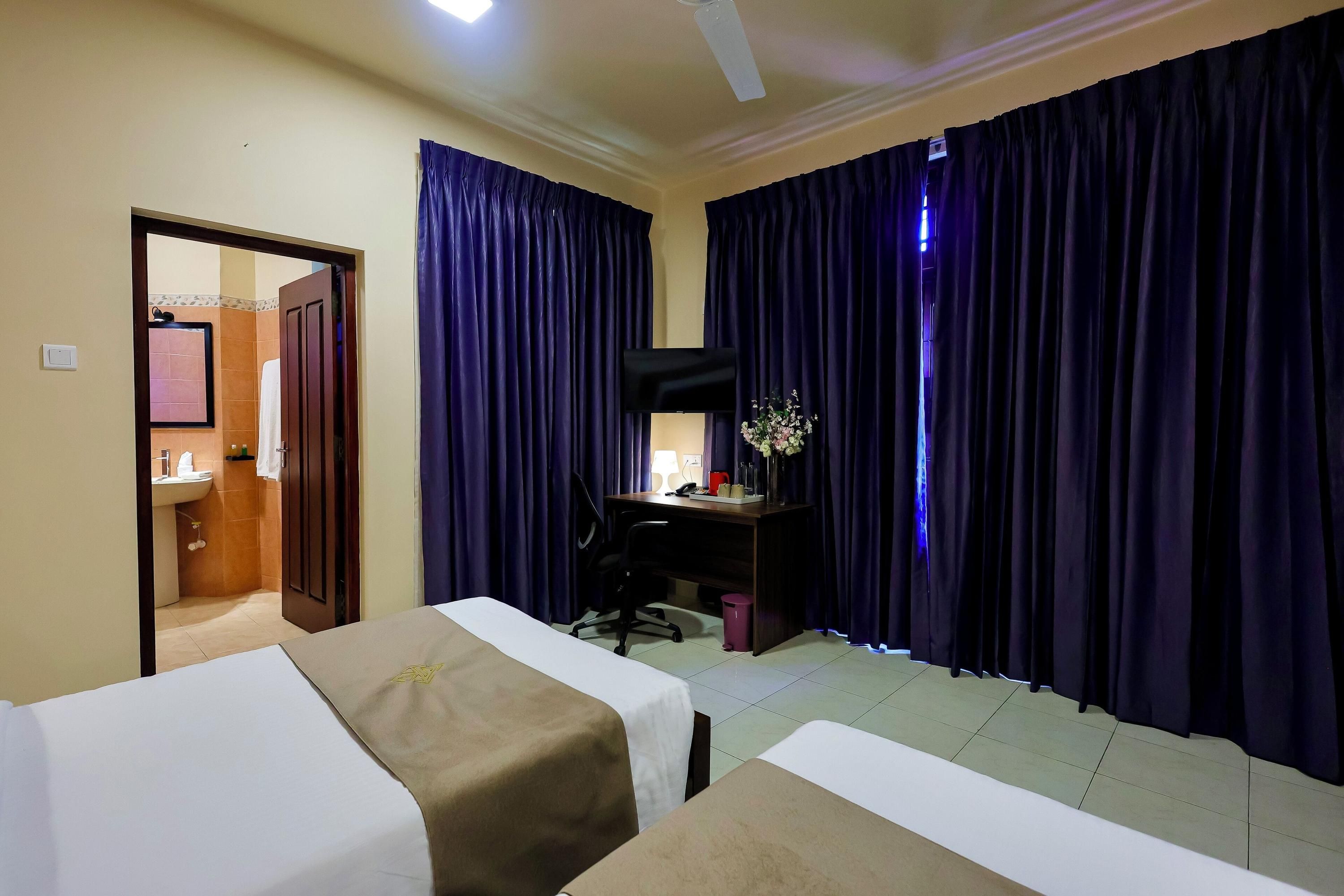 Limeshine Residence - Airport Transit Hotel - Katunayake
