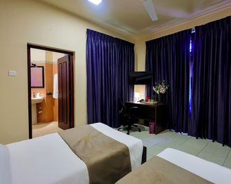 Limeshine Residence - Airport Transit Hotel - Katunayake