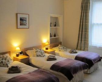 McCrae's Bed and Breakfast - Edinburgh - Bedroom