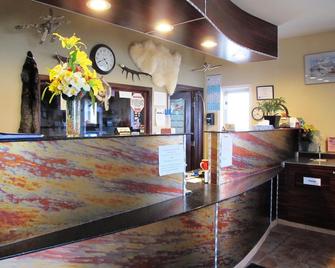 Merrill Field Inn - אנקוראג' - דלפק קבלה