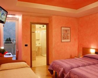 Hotel Castel Lodron - Storo - Schlafzimmer