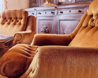 Apartment by Interhome - Hohenelbe - Lounge