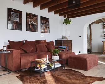 Peaceful country house - Parcoul-Chenaud - Sala de estar