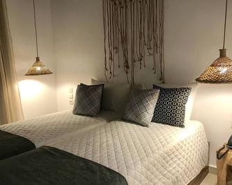 Aellia Hotel & Suites Leros - Lakki - Bedroom