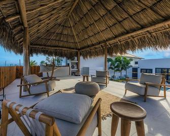 Brand New 2br2bpalapabbqprivate Pool@baby Beach - Sint Nicolaas - Patio