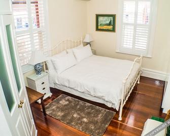 Heritage Cottage Bed And Breakfast - Fremantle - Bedroom