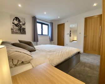 Blackberry Cottage - Kent Countryside Retreat - Maidstone - Bedroom