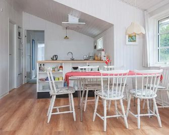 6 Person Holiday Home in Grenaa - Grenaa - Sala pranzo