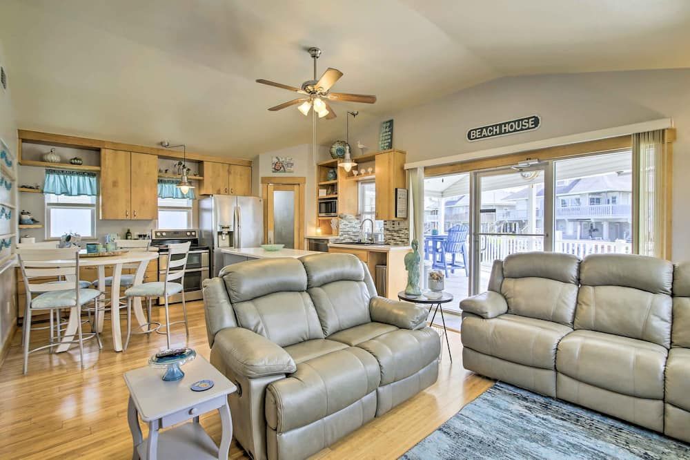 Waterfront Port Isabel Getaway: Bring Your Pet! - Port Isabel - Huiskamer