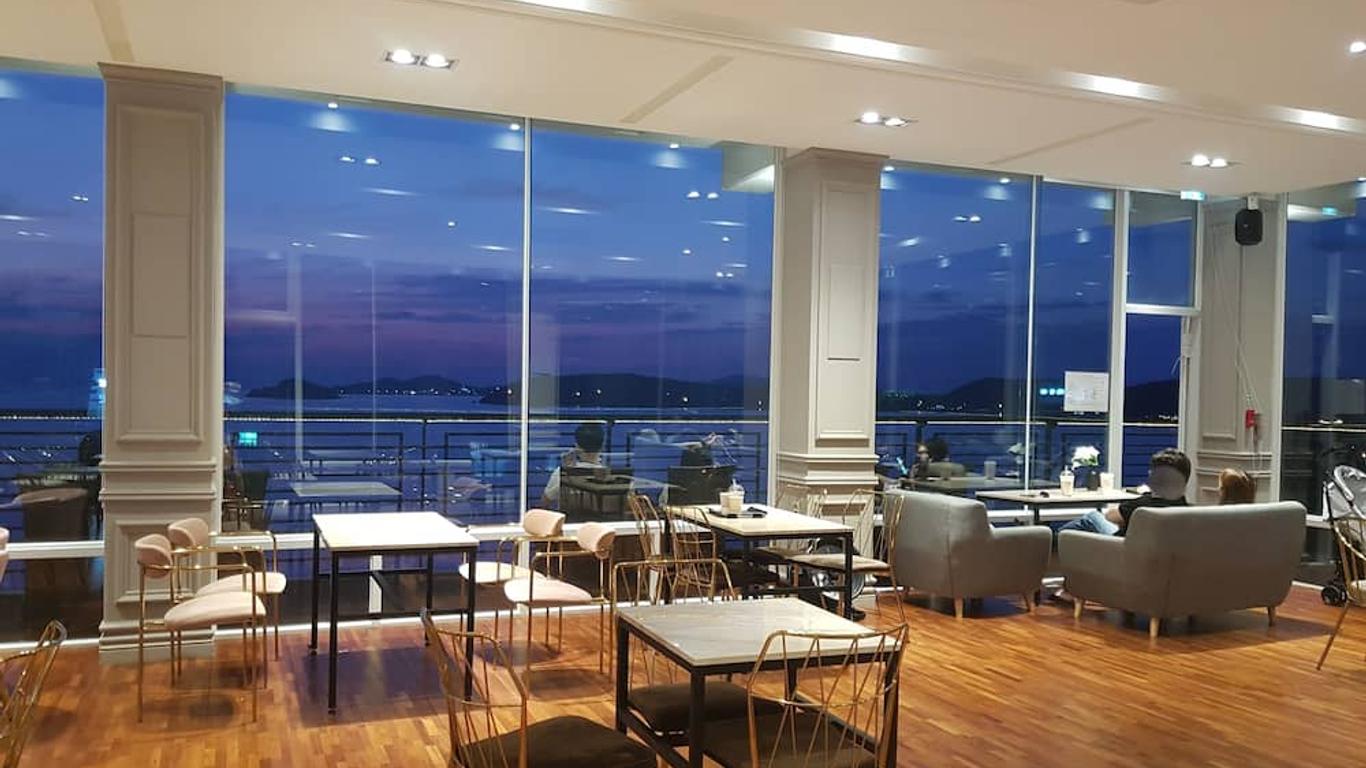 هوتل هو لوفت