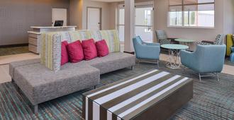 Residence Inn by Marriott Cedar Rapids South - Cedar Rapids - Sala de estar
