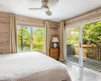 The Pines Men-Only Stay - Fire Island Pines - Habitación
