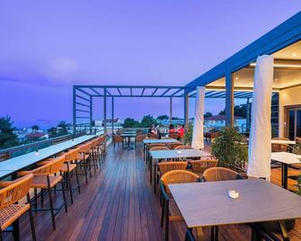 Hotel Vozina - Metamorfosi - Restaurant