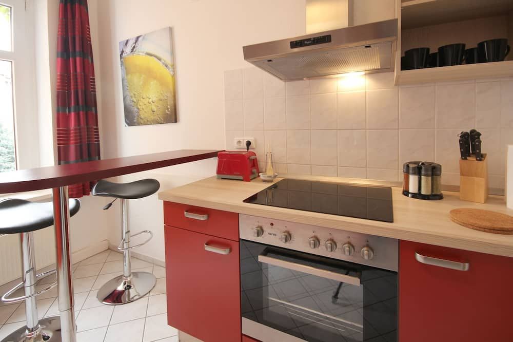 Comfortable 3-bedroom apartment with beautiful garden - לייפציג - מטבח