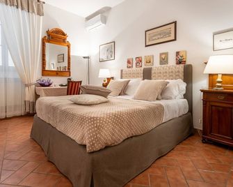 Affittacamere Valentina - אורבייטו - חדר שינה