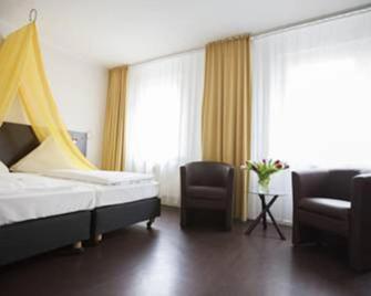 Hotel Kiez Pension Berlin - Berliini - Makuuhuone