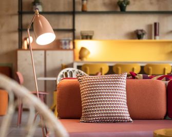 بول آند بيا - كولمار - ردهة