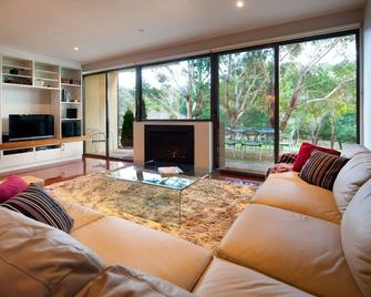 Lake Daylesford Lodge 7 - Daylesford - Living room