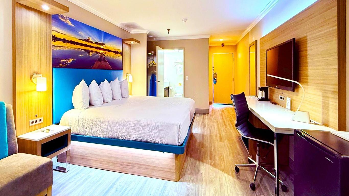 Days Inn Los Angeles/LAX/Redondo and Manhattan Beach