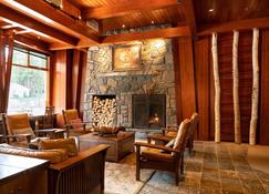 Cozy Rockies Escape + Access to Grotto Hot Pools - Banff - Lounge