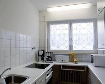 Maria-Viktoria Apartment - Baden-Baden - Kitchen