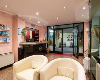 Hotel Europa - Genoa