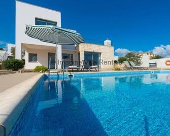 Latchi Holiday Villa Ev26 - Neo Chorio - Piscina