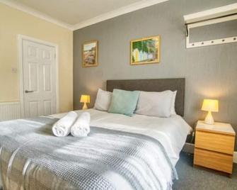 St Weonards Hotel - Paignton - Bedroom