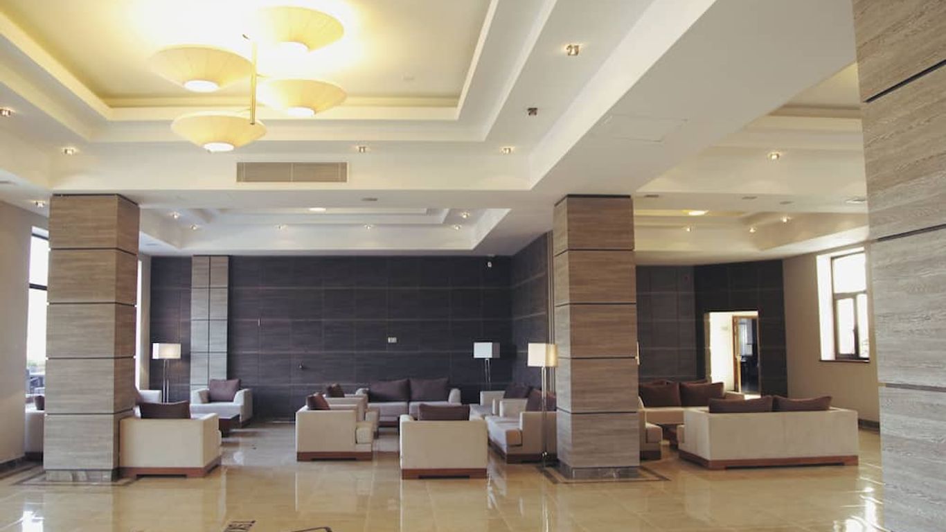 Tskaltubo Plaza Hotel & Resort