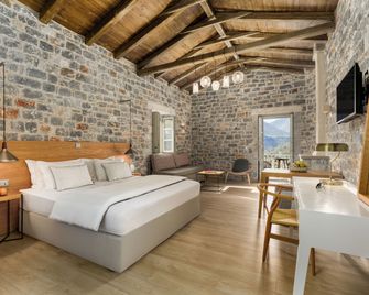 Trapela Limeni Luxury Suites - Limeni - Slaapkamer