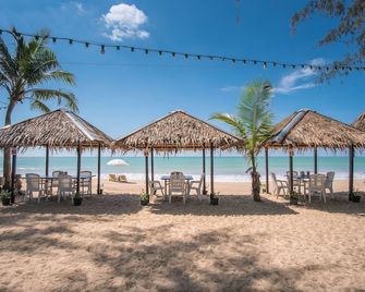 Thailife Wellness & Meditation Resort- Sha Plus - Khao Lak - Strand