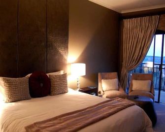 Altissimo Guesthouse - Bloemfontein - Schlafzimmer