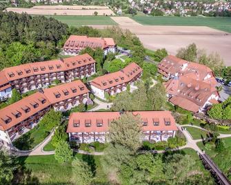 Club Dobogómajor superior - הביץ - בניין