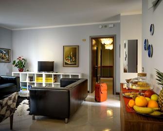 Bed and Breakfast Sweet Home - Tirano - Soggiorno