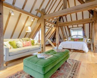 The Loft At Brackley Town Hall - Brackley - Bedroom