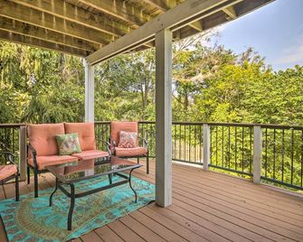 Harpers Ferry Apartment w/ Private Pool & Hot Tub! - Harpers Ferry - Balcony