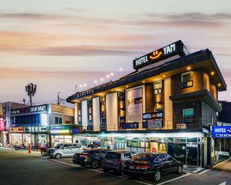 Yeongdeok Ganggu Port Yam - Yeongdeok - Building
