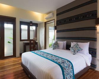 Three Bedroom Private Villa - Ubud - Bedroom