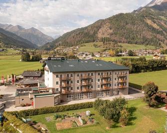 Alpenparks Hotel Montana - Matrei in Osttirol - Bâtiment