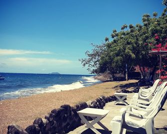 Liquid Dive Resort - Dauin - Strand