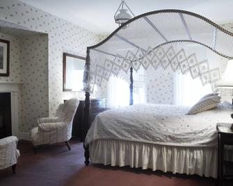 The Red Lion Inn - Stockbridge - Bedroom