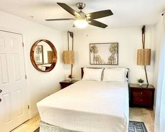 Emerald Hideaway condo - Navarre - Bedroom