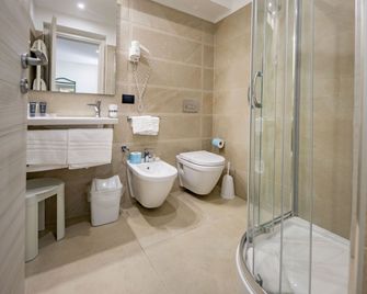 Hotel Baia Del Capitano - Cefalù - Phòng tắm