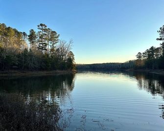 Coldwater Cove - New Zook Cabin on 19 Acres - Elberton