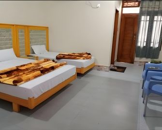 Muree Continental Hotel & Restaurant - Saidu Sharīf - Bedroom