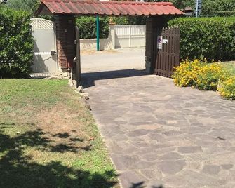 Villa Sole - Tirrenia - Outdoor view